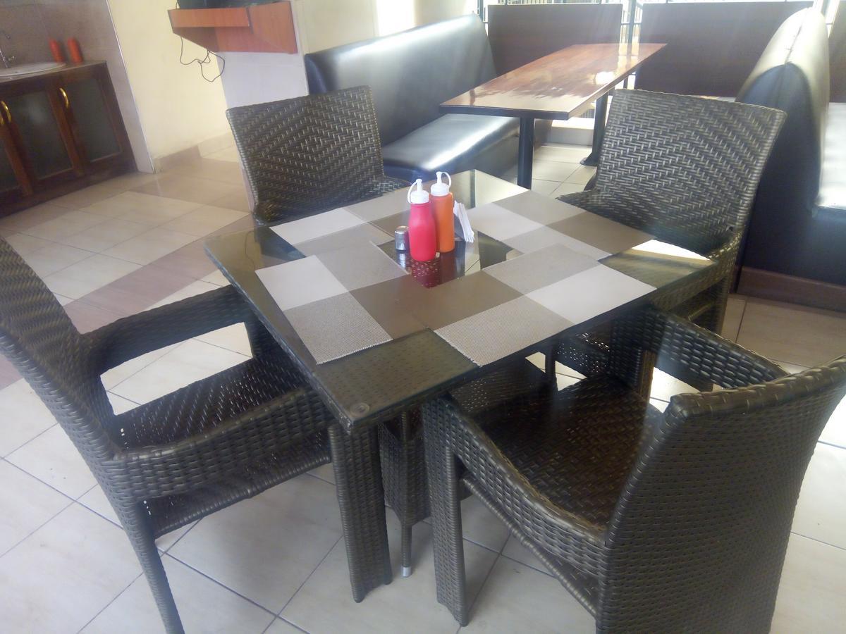 Ash White Hotel Nairobi Exterior photo