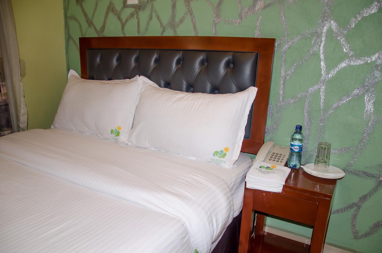 Ash White Hotel Nairobi Exterior photo