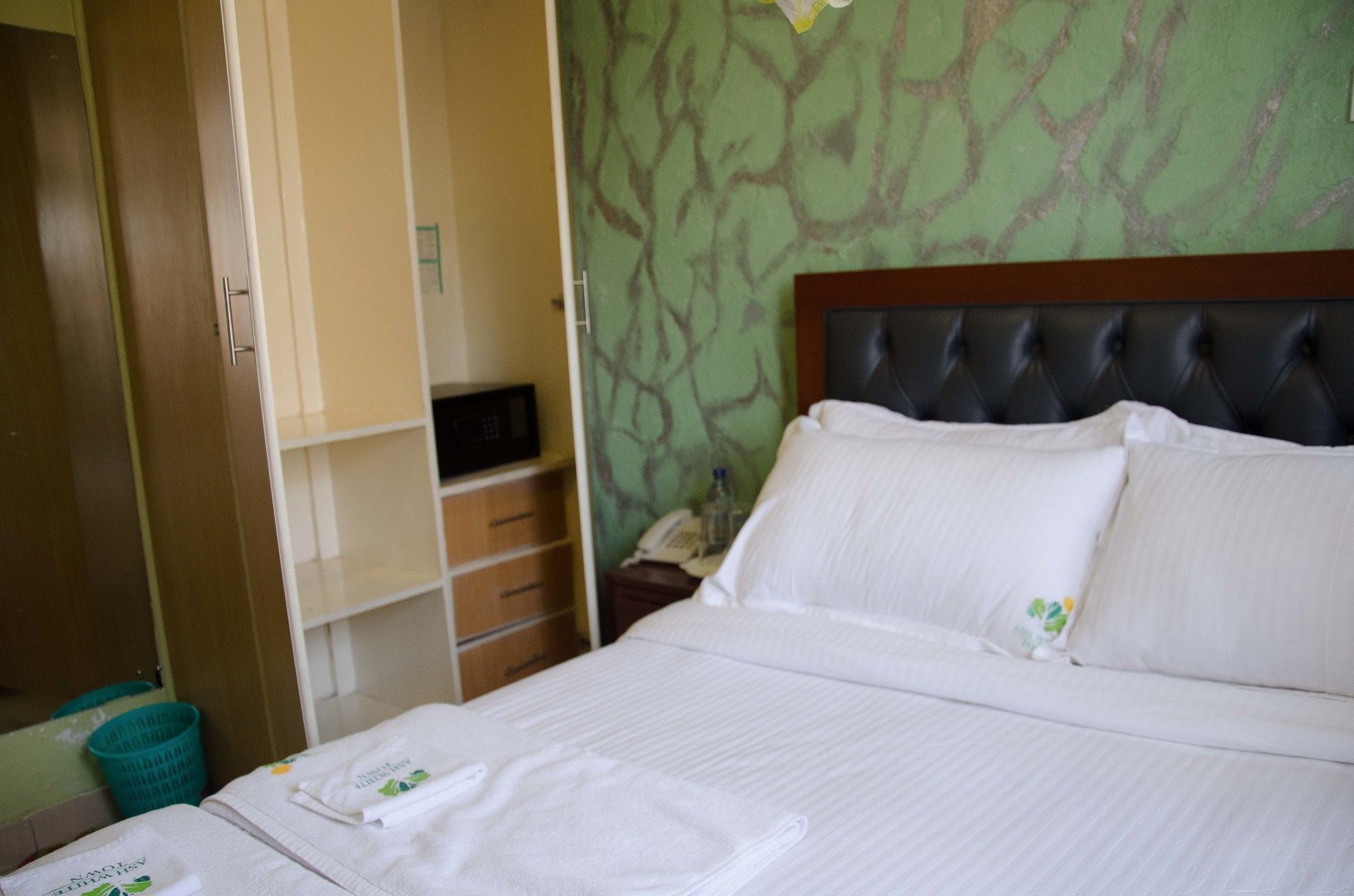 Ash White Hotel Nairobi Exterior photo